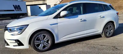 Renault Megane Grandtour 1.6 E-Tech Zen — Hybride rechargeable, 85'000 km, sans accident — Seitenansicht
