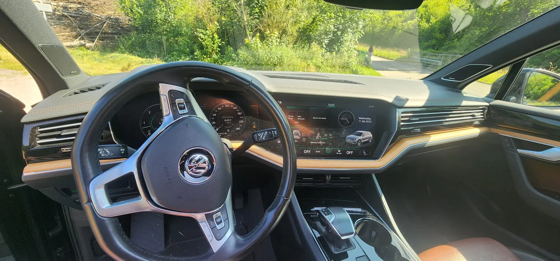 Volkswagen Touareg 2018 occasion stallikon — 5
