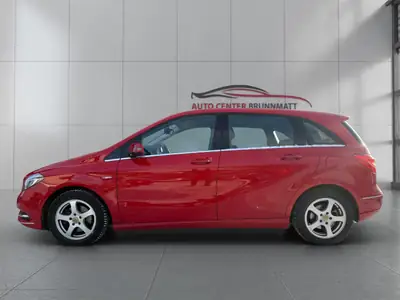 Mercedes-Benz B 180 Active Edition — Monospace compact automatique, entretien irréprochable — detail
