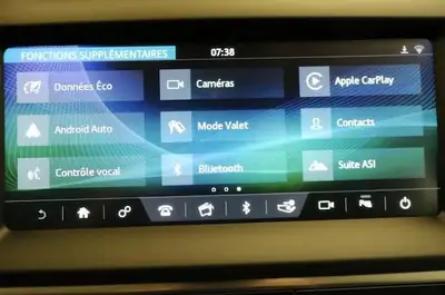 Jaguar E-PACE 2.0 P200 SE AWD — SUV Compact Dynamique, 63'000 km seulement — Thumbnail 11