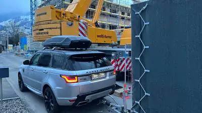 Land Rover Range Rover Sport SI6 MHEV — Luxe et Performance Hybride, 122'000 km — fianco