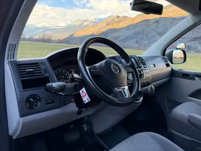 VW T5 2.0 TSI 4Motion DSG — Monospace polyvalent 204 ch, transmission intégrale et automatique — Miniatur 9