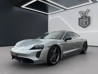 Porsche Taycan Turbo S — Berline électrique haute performance, 20'000 km seulement — exterior view