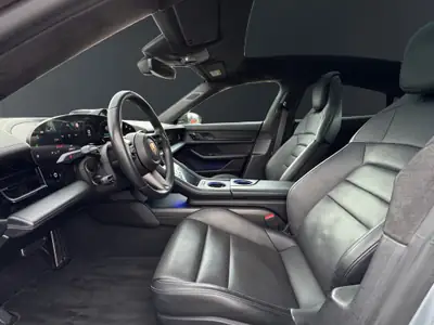 Porsche Taycan Turbo S — Berline électrique haute performance, 20'000 km seulement — Thumbnail 9