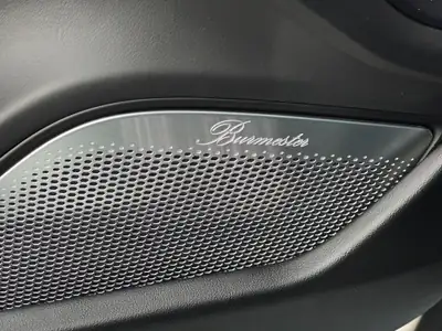 Porsche Taycan Turbo S — Berline électrique haute performance, 20'000 km seulement — Thumbnail 27