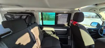 VW T6 California Beach TDI — Camping-car aménagé, 130'000 km, prêt à l'aventure — Miniature 11