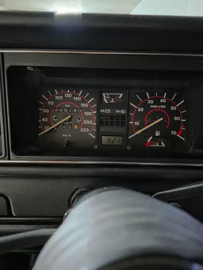 VW Golf Cabriolet 1800 GLI — Roadster des années 80, authentique et débridé — Miniatur 8
