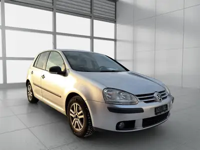 VW Golf 1.6 FSI Comfortline — Compacte fiable, entretien à jour, contrôle technique OK — rear view
