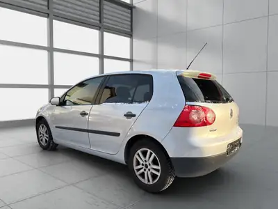 VW Golf 1.6 FSI Comfortline — Compacte fiable, entretien à jour, contrôle technique OK — Thumbnail 8