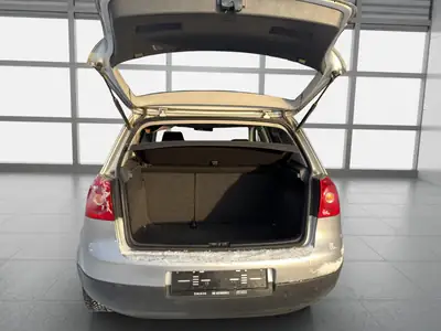 VW Golf 1.6 FSI Comfortline — Compacte fiable, entretien à jour, contrôle technique OK — Thumbnail 11
