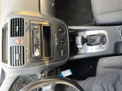VW Golf 1.6 FSI Comfortline — Compacte fiable, entretien à jour, contrôle technique OK — Thumbnail 12