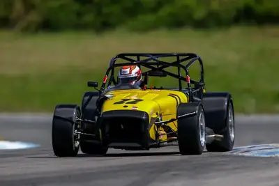 Caterham Seven Race — Bolide de circuit 280 ch, châssis ultra-affiné, 0 km — vista posteriore