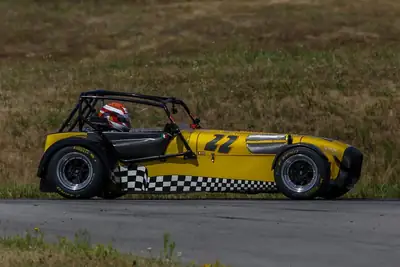 Caterham Seven Race — Bolide de circuit 280 ch, châssis ultra-affiné, 0 km — Miniatura 7