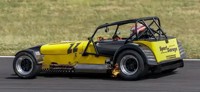 Caterham Seven Race — Bolide de circuit 280 ch, châssis ultra-affiné, 0 km — Miniatura 8