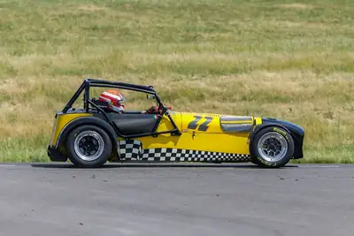 Caterham Seven Race — Bolide de circuit 280 ch, châssis ultra-affiné, 0 km — Miniatura 13