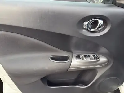 Nissan Juke 1.5 dCi Acenta — SUV compact diesel fiable, équipé navigation et caméra — Thumbnail 12