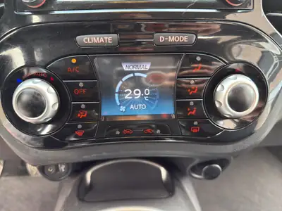 Nissan Juke 1.5 dCi Acenta — SUV compact diesel fiable, équipé navigation et caméra — Thumbnail 23