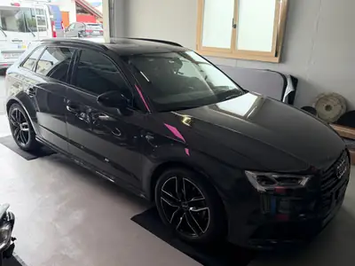 Audi A3 Sportback 2.0 TDI Sport S-tronic — Diesel efficace, 41 000 km, état impeccable — fianco