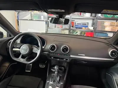 Audi A3 Sportback 2.0 TDI Sport S-tronic — Diesel efficace, 41 000 km, état impeccable — interni