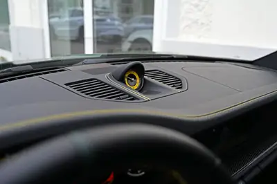 Porsche 911 GT3 Touring PDK — Sportive légendaire en vert British Racing avec 510 ch — Thumbnail 19