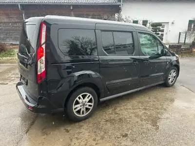 Ford Tourneo Connect Grand 7 places — Minibus diesel automatique, 48 000 km seulement — detail