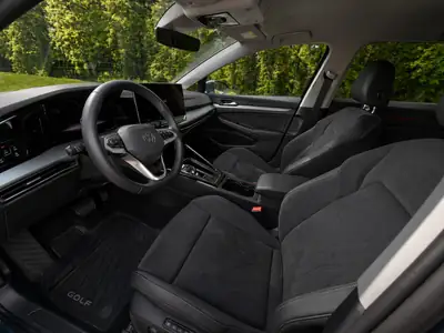 VW Golf Variant 2.0 TDI Style DSG — Monospace diesel efficace, seulement 13 000 km — Armaturenbrett