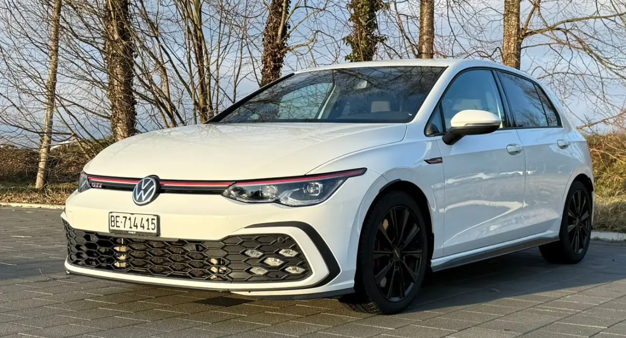 Volkswagen Golf 2020 occasion Studen BE — 1