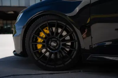 Audi RS3 2.5 TSI quattro — Performance 367 ch, 65'000 km seulement — fianco