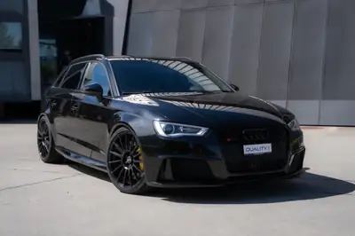 Audi RS3 2.5 TSI quattro — Performance 367 ch, 65'000 km seulement — vista esterna