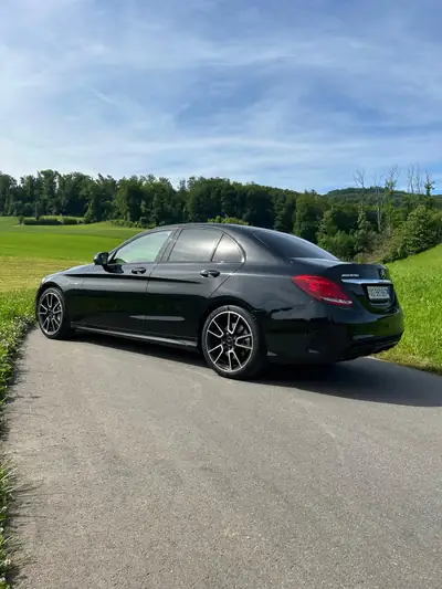 Mercedes-Benz C 43 AMG 4Matic — Berline sportive 367 ch, révision complète — exterior view
