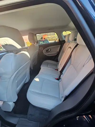 Land Rover Range Rover Evoque 2.0 TD4 SE Dynamic — SUV premium diesel, entretien complet — dettaglio