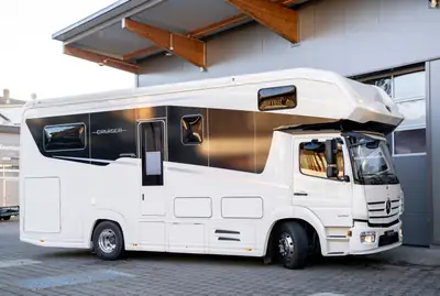 Concorde Cruiser 890 RLA — Camping-car de luxe 4 places, motorisation diesel puissante — interior