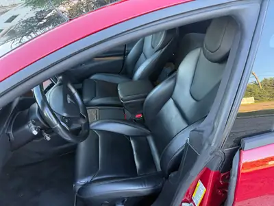 Tesla Model S Maximale-Reichweite Raven — Berline électrique haute performance, batterie neuve — cruscotto