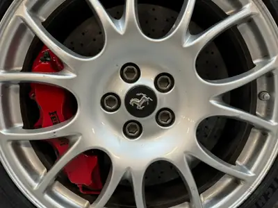 Ferrari F430 Coupé 2005 — Légendaire V8 486 ch, sièges racing carbone — Miniature 10