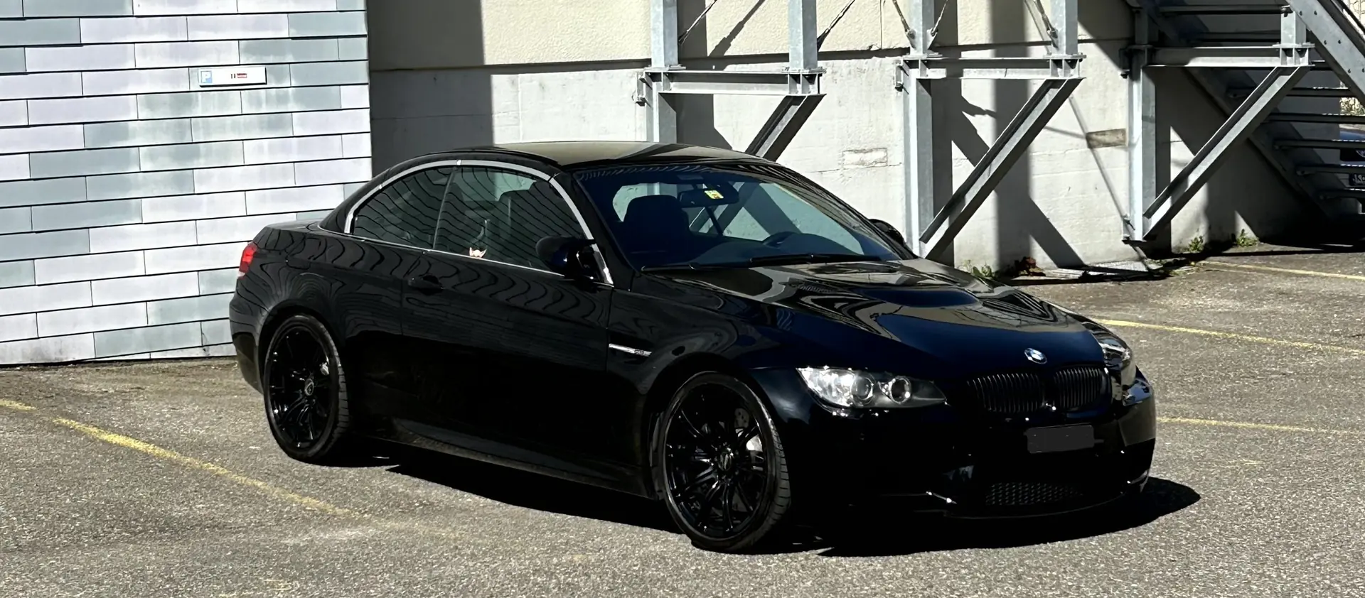 BMW M3 Cabriolet DSG — Le dernier V8 atmosphérique légendaire, 420 ch purs — vista esterna