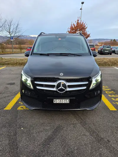 Mercedes-Benz V 300 d Extralang Avantgarde — Monospace premium diesel 4x4, 35'000 km — Außenansicht