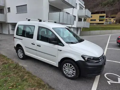 VW Caddy Alltrack 2.0 TDI 4Motion — Utilitaire robuste, traction intégrale, 310'000 km — Armaturenbrett