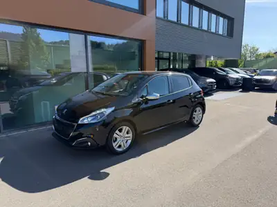 Peugeot 208 1.2 PureTech Signature S/S — Citadine dynamique, sans accident, très faible kilométrage — Thumbnail 7