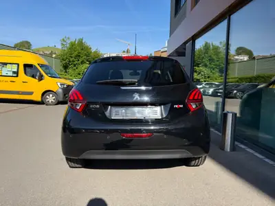 Peugeot 208 1.2 PureTech Signature S/S — Citadine dynamique, sans accident, très faible kilométrage — Thumbnail 8