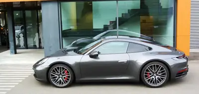Porsche 911 Coupé Carrera 4S PDK — Sportive allemande 450 ch, faible kilométrage — Thumbnail 7