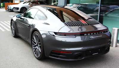 Porsche 911 Coupé Carrera 4S PDK — Sportive allemande 450 ch, faible kilométrage — Thumbnail 11