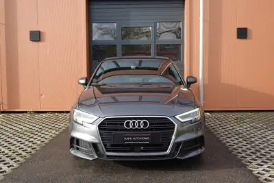 Audi A3 Sportback 1.4 TFSI 180 ch — Préparation ABT, Virtual Cockpit, Pack S-Line complet — côté