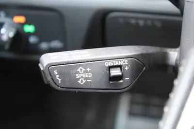 Audi A3 Sportback 1.4 TFSI 180 ch — Préparation ABT, Virtual Cockpit, Pack S-Line complet — Miniature 13