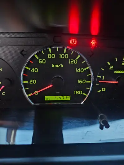 Toyota HI-ACE 2008 — Utilitaire diesel robuste, 114'800 km, sans sinistre — dettaglio