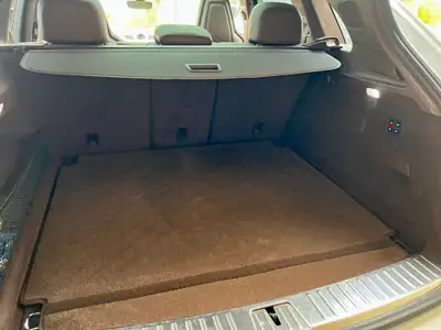 Porsche Cayenne Turbo — SUV de prestige 550 ch, véhicule suisse impeccable — Thumbnail 12
