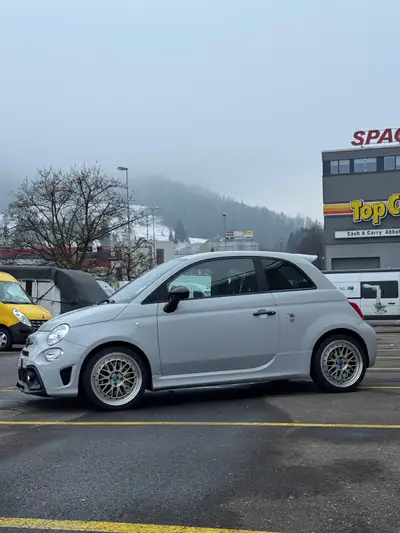 Fiat 595 Abarth Esseesse — 180 ch turbo, sportive italienne authentique — Innenraum