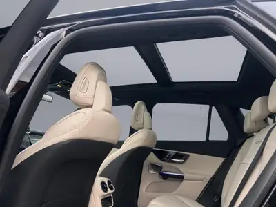 Mercedes-Benz GLC 220 d Avantgarde 4MATIC — SUV diesel hybride, 20 km, traction intégrale — Miniature 12