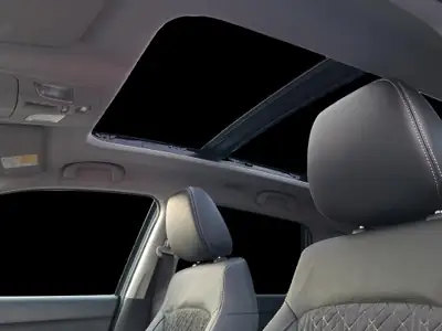 Suzuki Vitara 1.4 T Sakura Top Hybrid 4x4 — SUV compact hybride, 20 km seulement — Thumbnail 7
