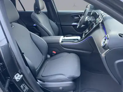 Mercedes-Benz GLC 300 Avantgarde 4Matic — SUV hybride 281 ch, design premium et consommation optimisée — Miniature 16