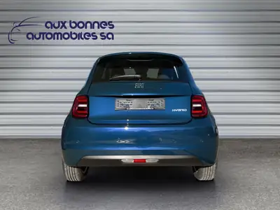 Fiat 500 1.0 Hybrid Torino 2026 — Citadine écologique et pétillante — tableau de bord